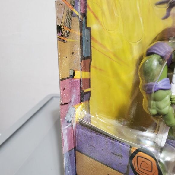 Classic Teenage Mutant Ninja Turtles DonatelloPlaymate Classic Collection Figure - Picture 7 of 10
